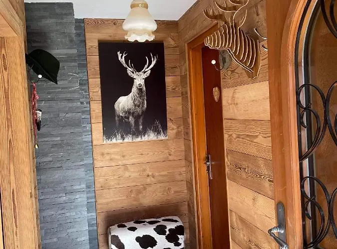 Le Cerf Alpstuga *